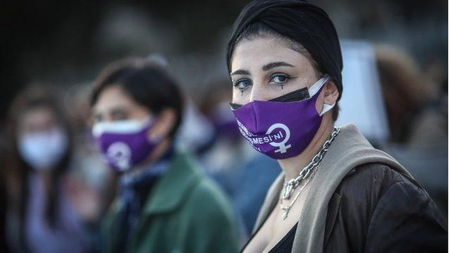 İstanbul S&ouml;zleşmesi nin 10. yılında T&uuml;rkiye de kadınlardan "Vazge&ccedil;miyoruz" mesajı 1