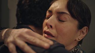 Masumlar Apartmanı 33. son bölüm final sahnesinde Naci ve Safiye kavuştu! Bir ilke imza atan Safiye, Naci'ye sarıldı!