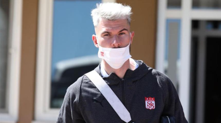 Robin Yalçın cezalı duruma düştü!