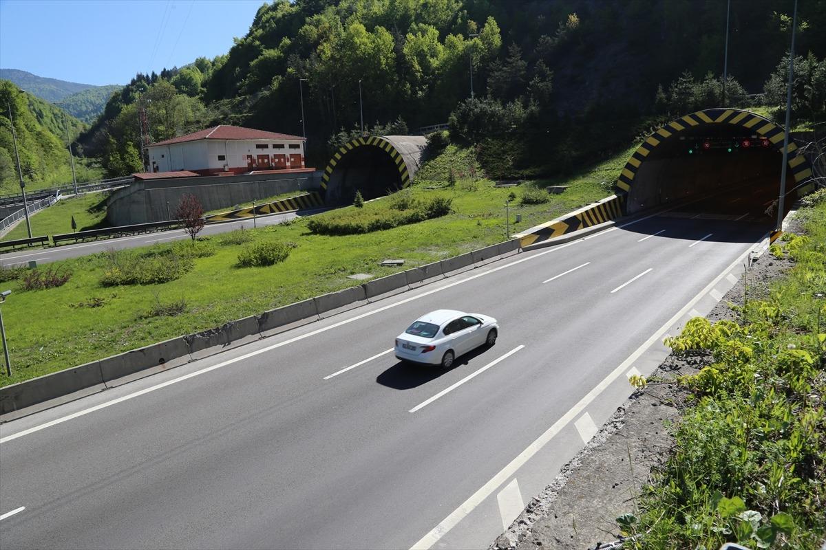 Bolu Dağı T&uuml;neli'nde Ramazan Bayramı arifesinde sakinlik yaşanıyor