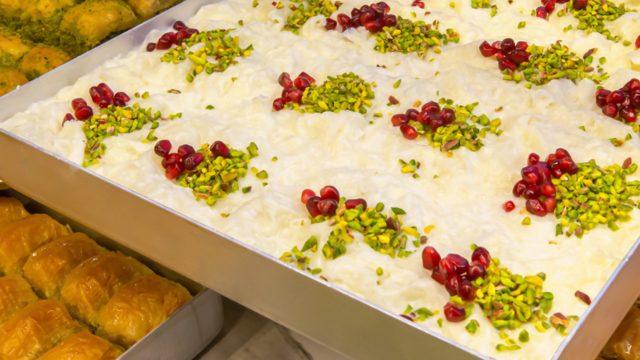 Güllaç ve ekmek başını yaktı, 16 yıllık işinden oldu