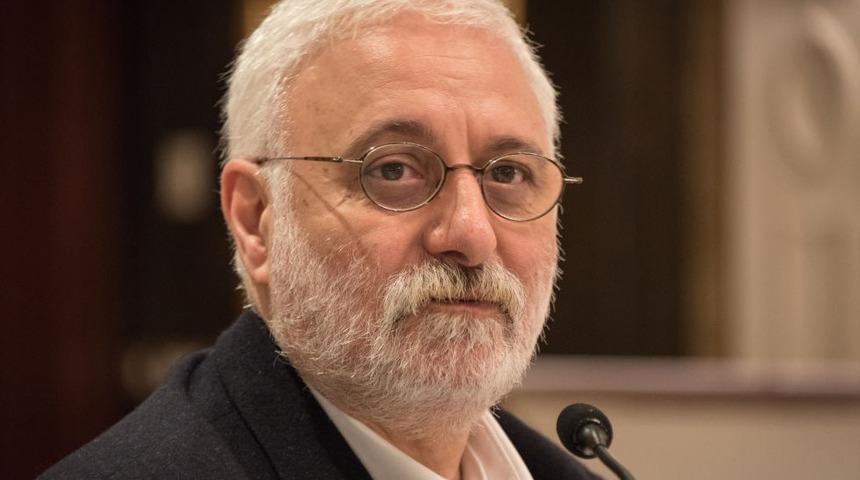 Sedat Peker: HDP'li Saruhan Olu&ccedil;, Peker'in a&ccedil;ıklamaları i&ccedil;in 'Susurluk'tan k&ouml;t&uuml; bir duruma işaret ediyor, &uuml;lkeyi y&ouml;netenler kıllarını kıpırdatmıyor' dedi