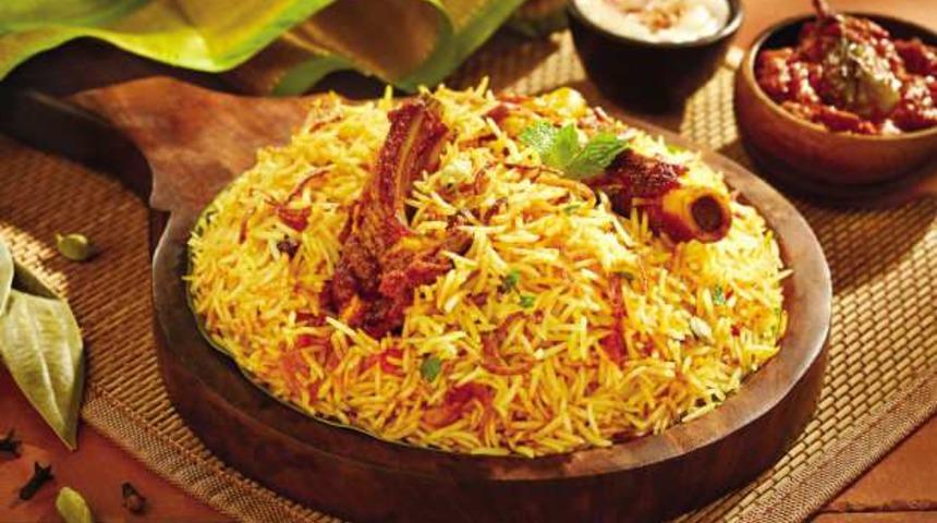 Pakistan’da Ramazan Bayramı sofralarını ‘Biryani’ yemeği süsleyecek