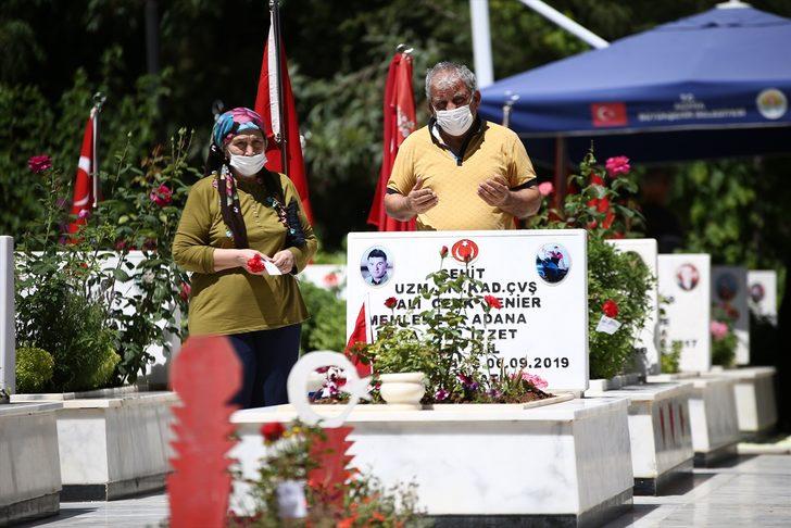 Adana, Hatay ve Osmaniye'de şehitlik ziyaretleri yapıldı G1