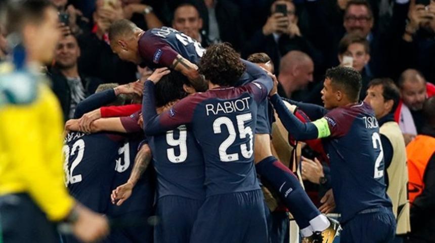 PSG - Bayern M&uuml;nih ma&ccedil; &ouml;zeti izle: PSG'den Bayern M&uuml;nih'e farklı tarife 3-0 (TRT Spor ma&ccedil; &ouml;zeti)