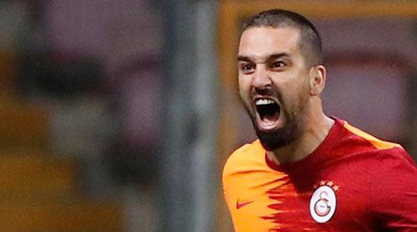 Arda Turan'dan Fenerbahçe açıklaması!