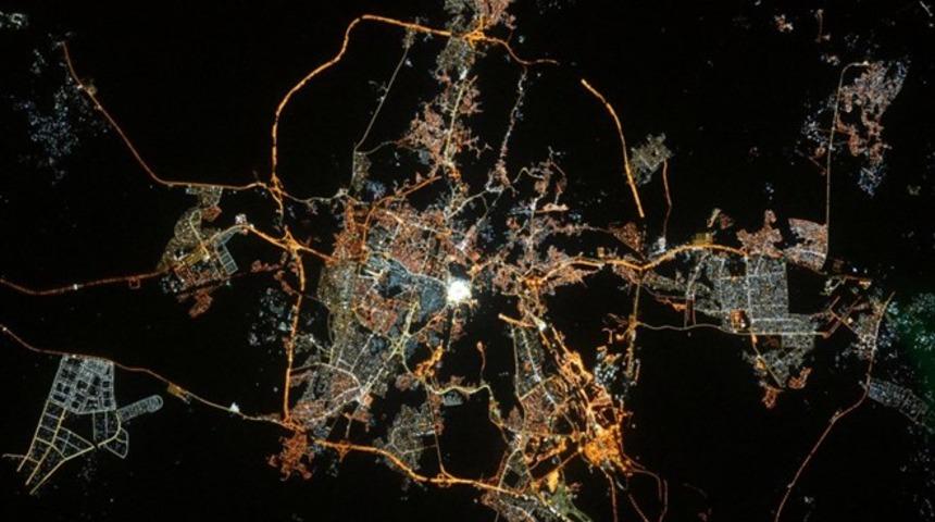 Fransız astronottan uzaydan "Kabeli" Ramazan Bayramı tebriği