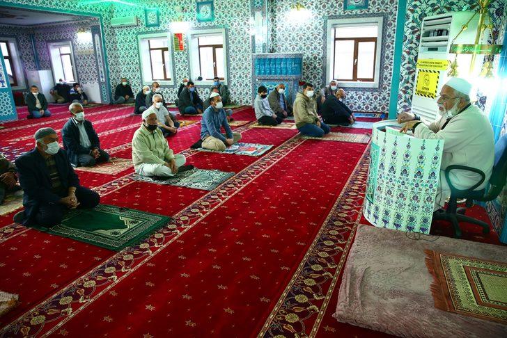 İç Anadolu'da Ramazan Bayramı namazı kılındı G2