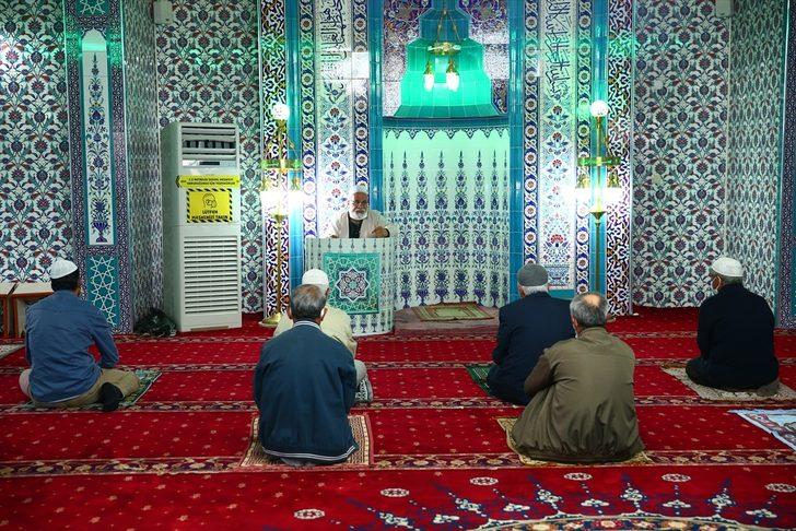 İç Anadolu'da Ramazan Bayramı namazı kılındı G3