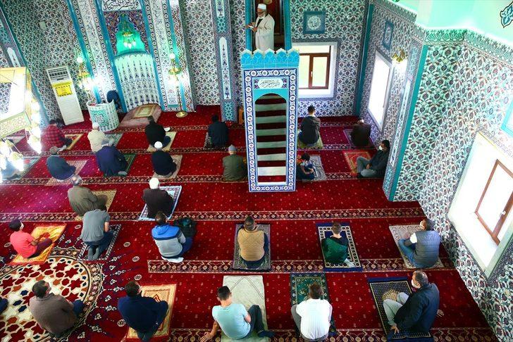 İç Anadolu'da Ramazan Bayramı namazı kılındı G4