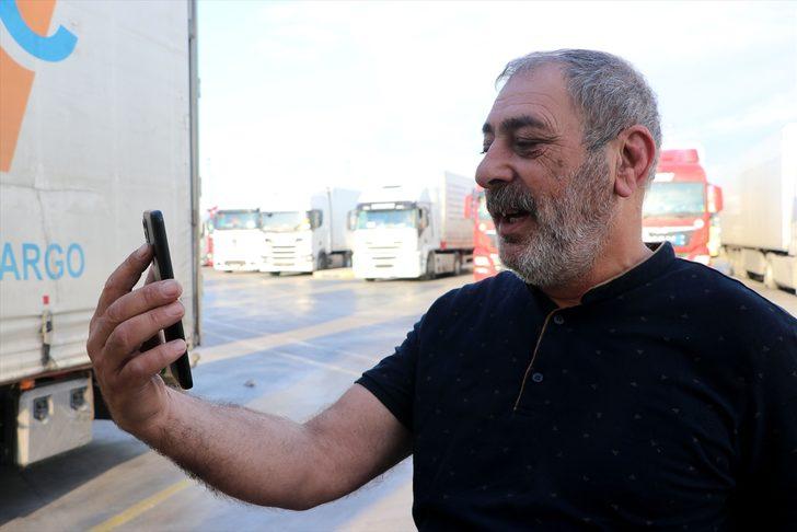 Avrupa'ya çıkmak için sınır kapısında bekleyen uzun yol şoförleri bayrama ailelerinden uzakta buruk girdi G5