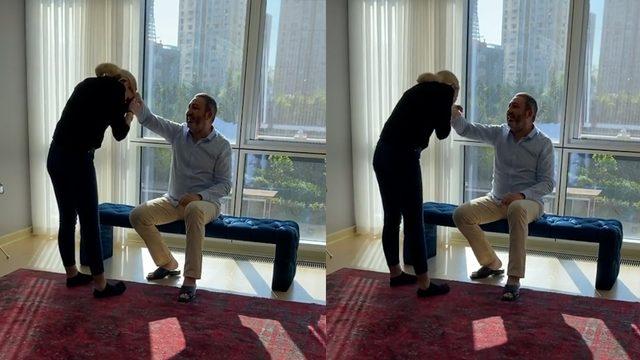 Petek Dinçöz eşinin elini öpüp bayram harçlığı aldı
