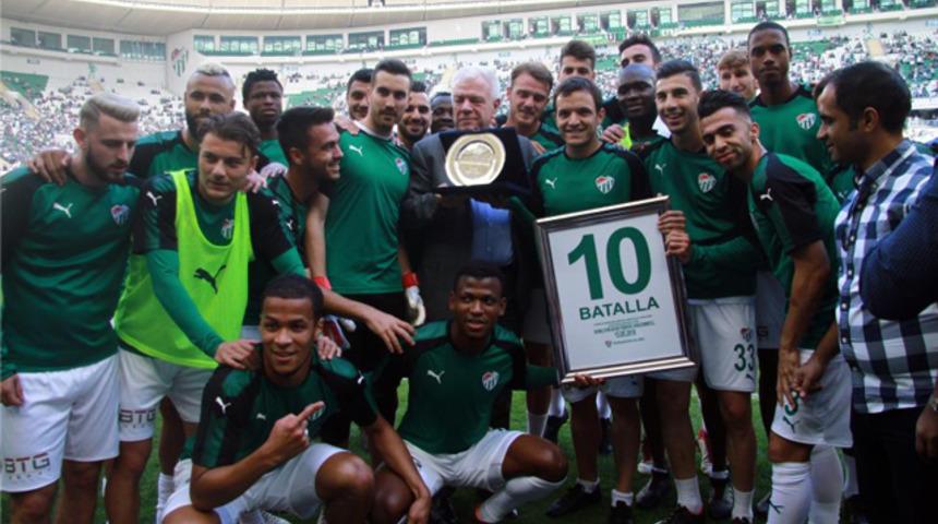 Bursaspor taraftarı Batalla’yı unutmadı