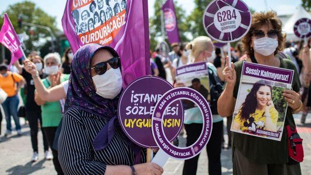İstanbul sözleşmesi protestosu