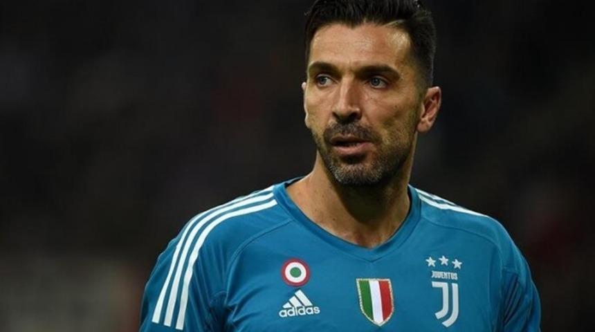 Buffon için menajerinden Galatasaray mesajı