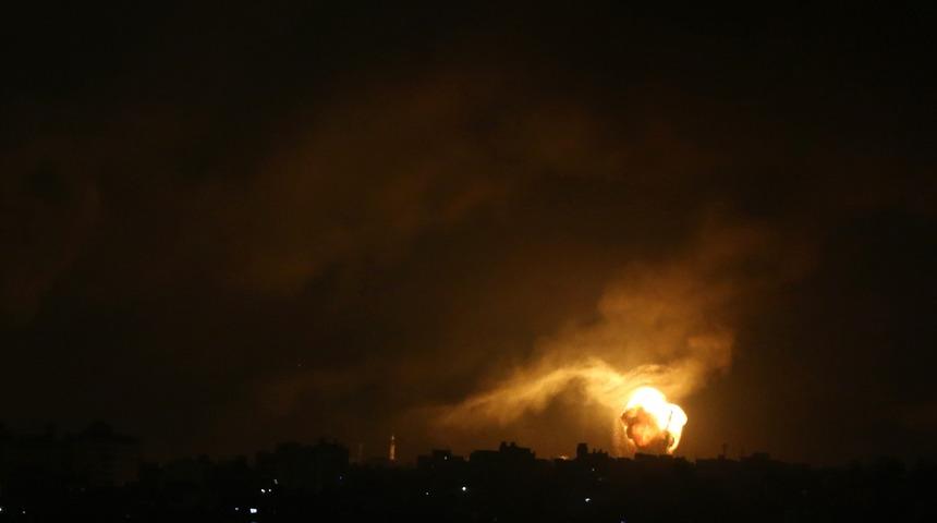 İsrail'in Gazze'ye 'kara operasyonu iddiasına' peş peşe sert tepkiler