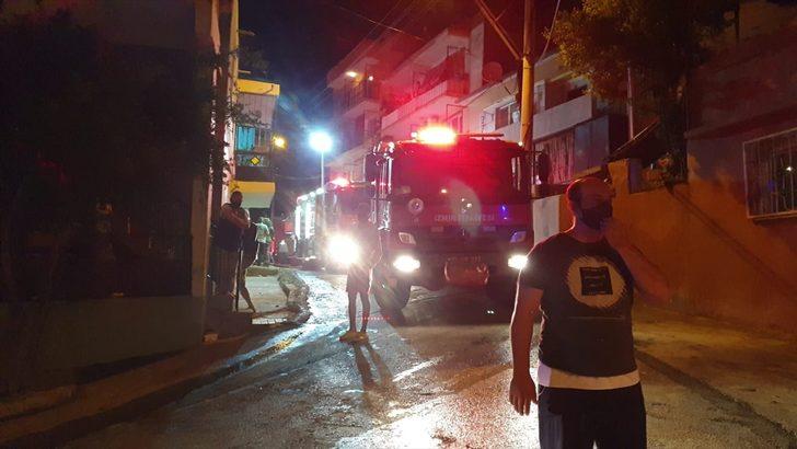İzmir'de evde çıkan yangında 2 kişi dumandan etkilendi G1