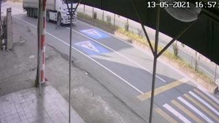 Küçük çocuk bayram günü ölümden kıl payı kurtuldu