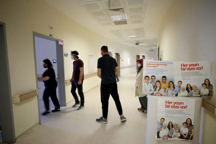 Trakya'da sağlık çalışanlarının eşlerine Kovid-19 aşısı uygulanmaya devam ediliyor G2