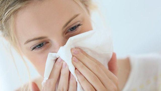 Bu belirtiler varsa dikkat! Covid-19 mu, bahar alerjisi mi?