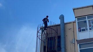 Beşiktaş’ta intihar girişiminde ilginç anlar! “Oktay Kaynarca’yı çağırın”