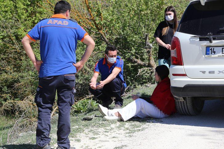 Ormanda yürüyüş yaparken kaybolan genç kadını yoldan geçen vatandaş buldu G1