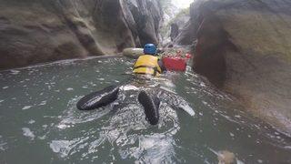 Bursalı dağcılar bin 200 metre derinlikteki Valla Kanyonu'nu yüzerek geçti