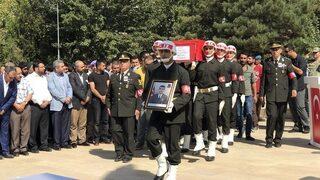 Diyarbakır'da 36 yıl sonra şehit cenazesi defnedildi