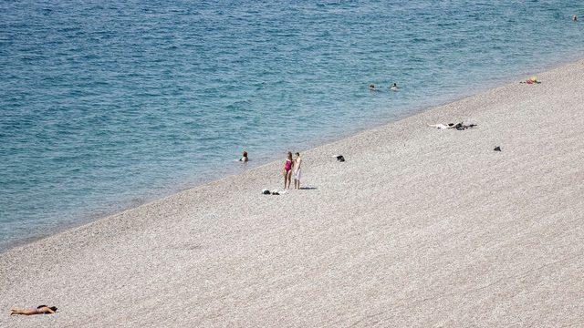 Turizm: Economist dergisi,  T&uuml;rkler eve kapandı, &uuml;lkenin keyfini turistler &ccedil;ıkarıyor  yorumunu yaptı 1