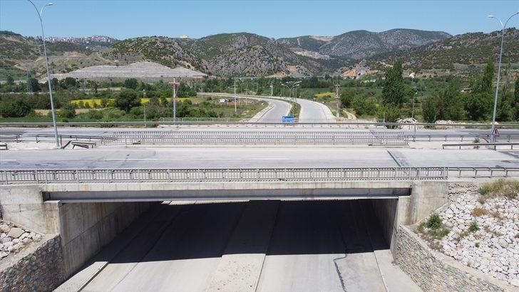 Güney Marmara ile Eskişehir ve Kütahya'da "tam kapanma" nedeniyle sessizlik hakim G5