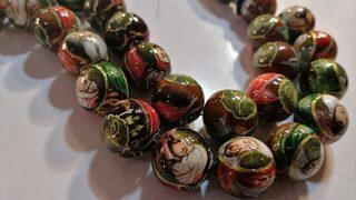 Osmanlı padişahlarının portreleri olan tespihlere yurt dışından sipariş yağdı