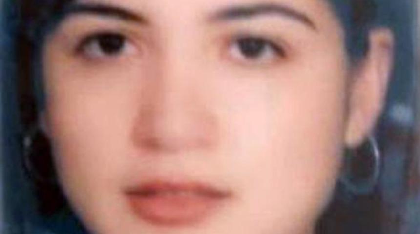 Korkunç olay! Kabloyla kapıya asılı halde bulundu