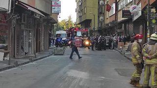 Şişli'de bir bina çökme tehlikesiyle boşaltıldı