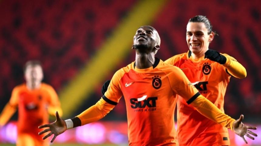 Galatasaray'da Onyekuru antrenmanı tamamlayamadı