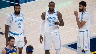 NBA'de Lakers play-off umudunu son maça taşıdı