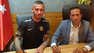 Süper Lig'de en çok gol atan yerli futbolcu Adem Büyük