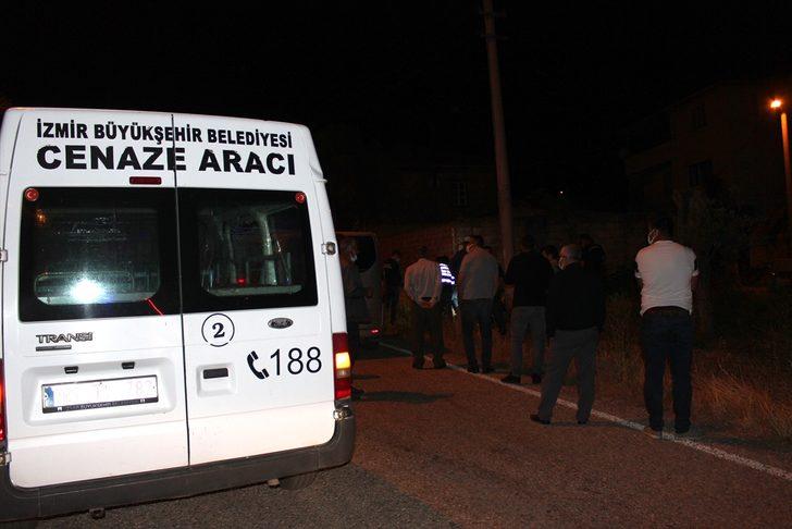 GÜNCELLEME - İzmir'de beton duvara çarpan motosikletteki 1 kişi öldü, 1 kişi yaralandı G1