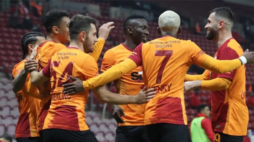 Galatasaray'da 4 oyuncu takımla vedalaştı! İşte o isimler...