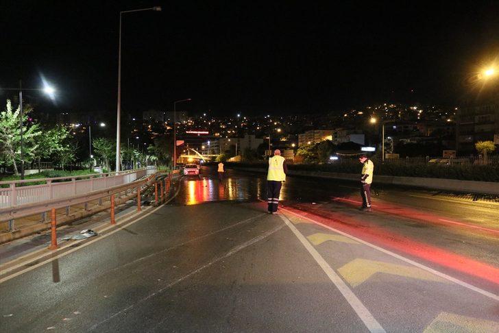 İzmir'de kontrolden çıkan otomobil takla attı: 1 yaralı G4