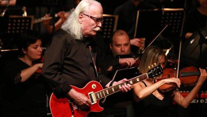 Usta müzisyen Cahit Berkay aşı karşıtlarına ateş püskürdü G5