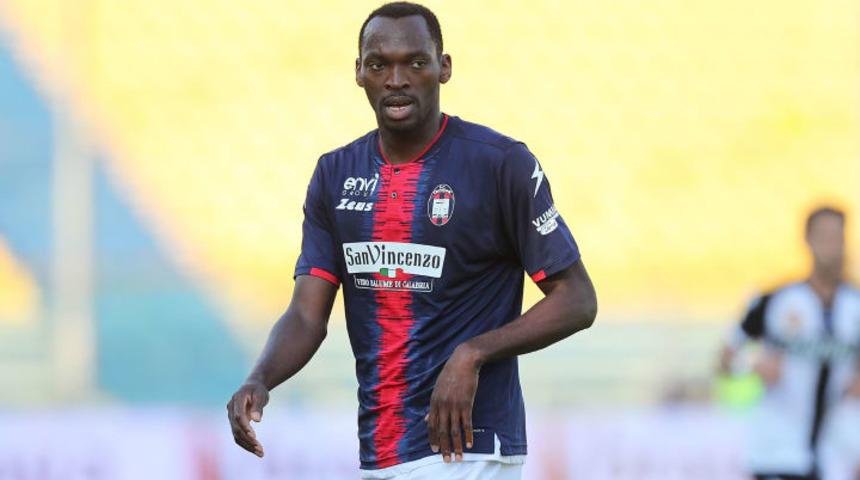 Beşiktaş Nijeryalı yıldız Simy'nin peşinde