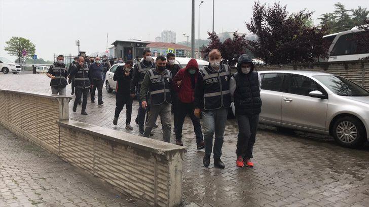 Samsun'da kafede kumar oynayan 17  kişi gözaltına alındı G4