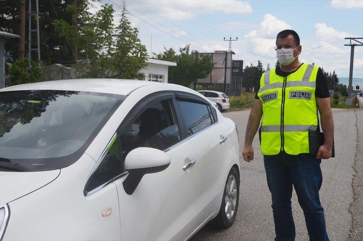"Kademeli normalleşme"nin ilk gününde trafik denetimleri artırıldı G3
