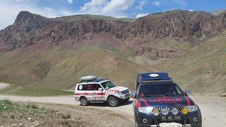 Van'da yaylada hastalanan kişinin yardımına hava ambulansı ulaştı