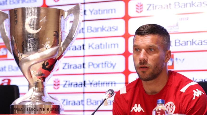 Podolski: Tatil için değil, kupa için geldik