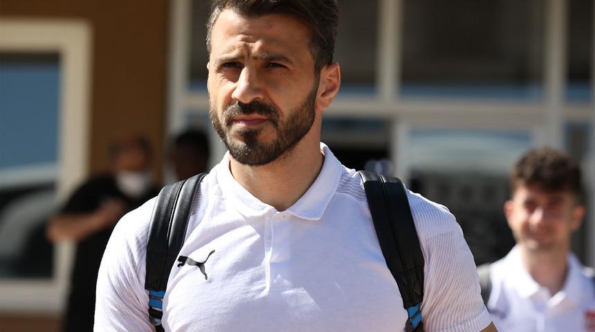 Sivasspor, Caner Osmanpaşa ile sözleşme yeniledi