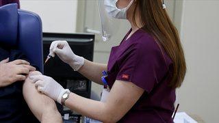 Bakan Selçuk duyurdu: 40 yaş üstü öğretmenlerin aşı randevusu açıldı