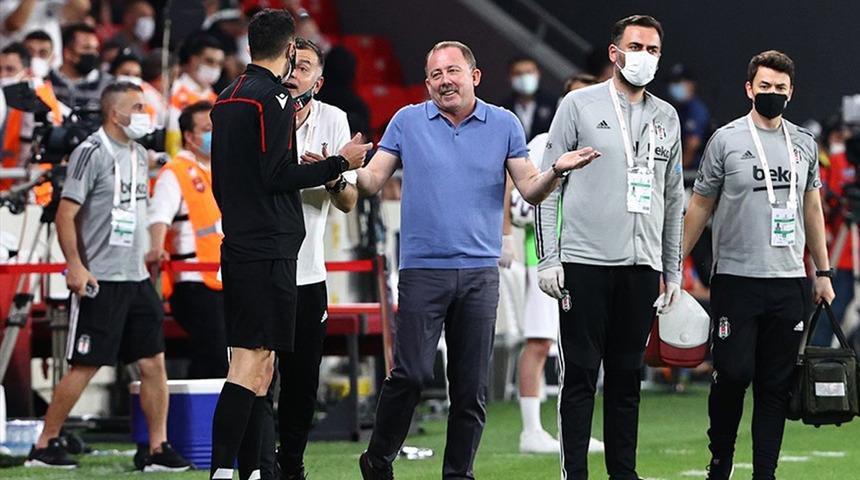 Sergen Yalçın tarihe geçti