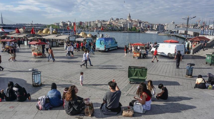 19 Mayıs ve T&uuml;rkiye'de gen&ccedil; işsizlik: 'Bana ait bir hayatım olsun istiyorum, bunun i&ccedil;in işe ihtiyacım var'
