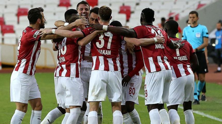 Sivasspor UEFA Konferans Ligi'nde mücadele edecek